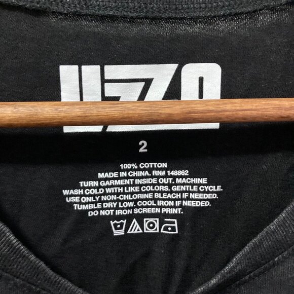 Lizzo T-Shirt - Picture 3 of 5